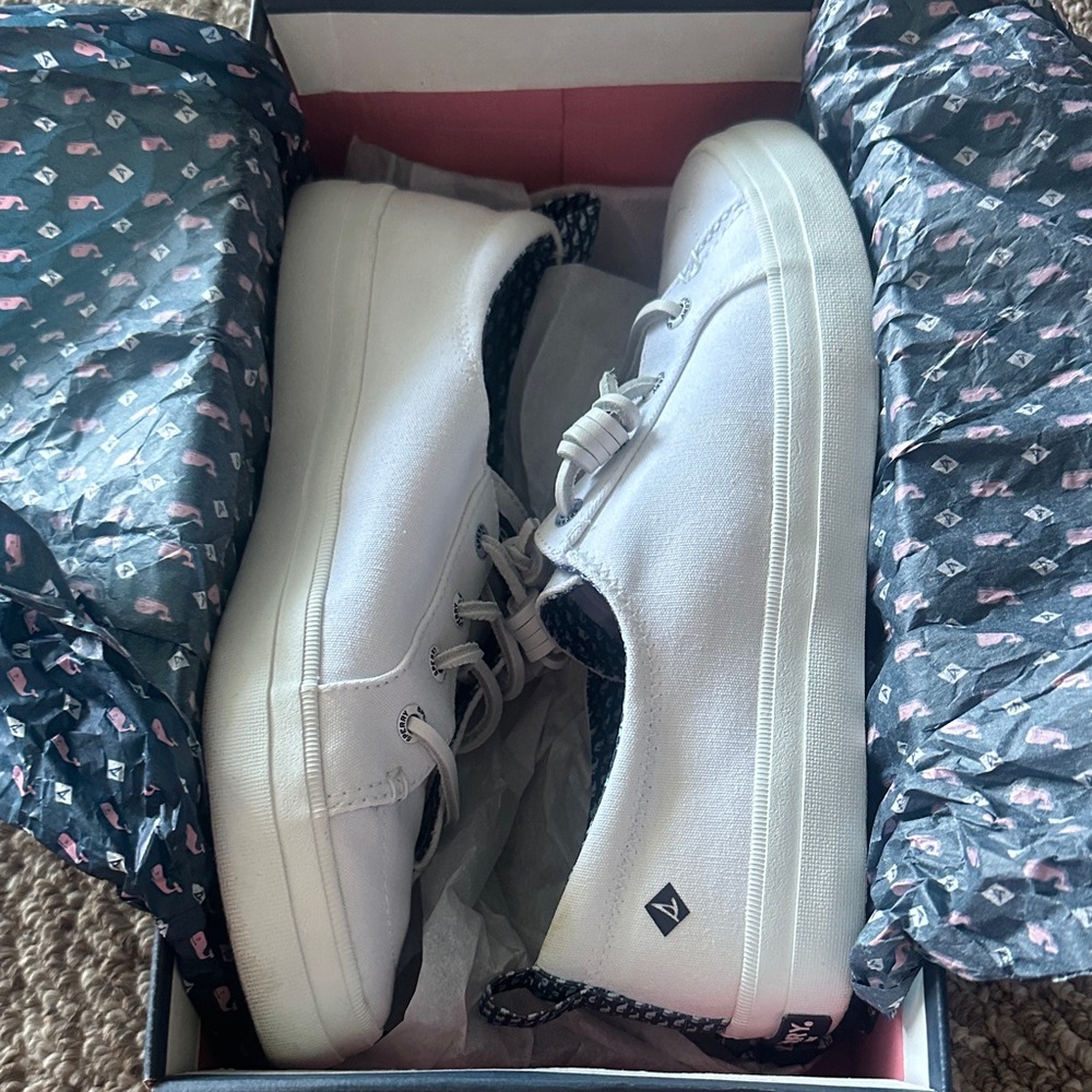 Like New Sperry x Vineyard Vines Crest Vibe Canvas White Sneakers